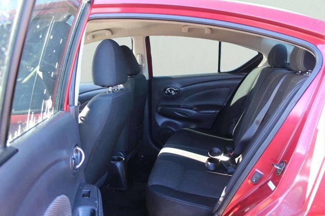 2019 Nissan Versa Sedan SV CVT - 22971658 - 6