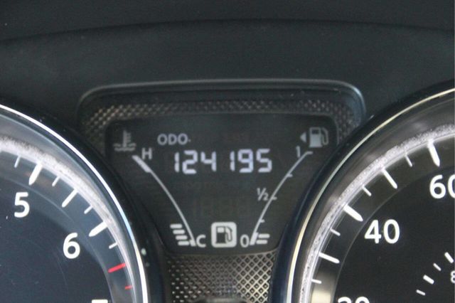 2019 Nissan Versa Sedan SV CVT - 22971658 - 8