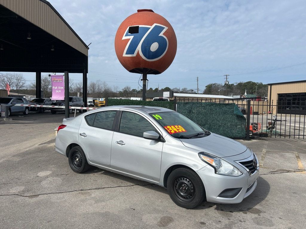 2019 Nissan Versa Sedan SV CVT - 22988970 | Video 1