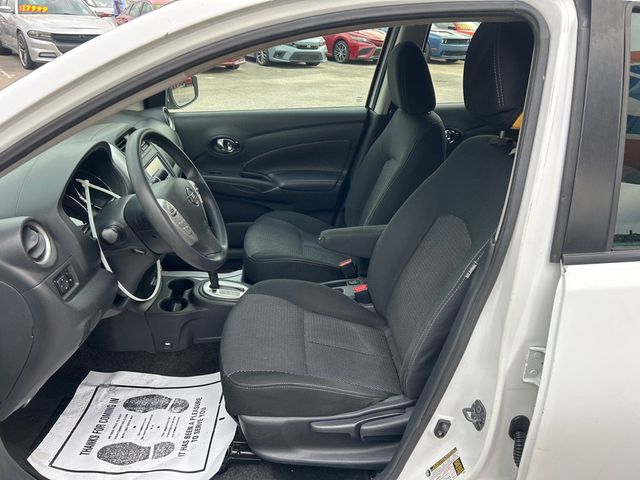 2019 Nissan Versa Sedan SV CVT - 23096528 - 8