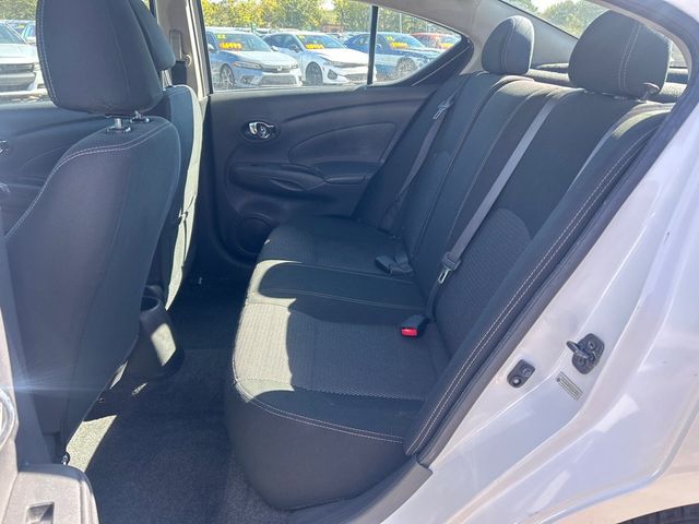 2019 Nissan Versa Sedan SV CVT - 23099406 - 6