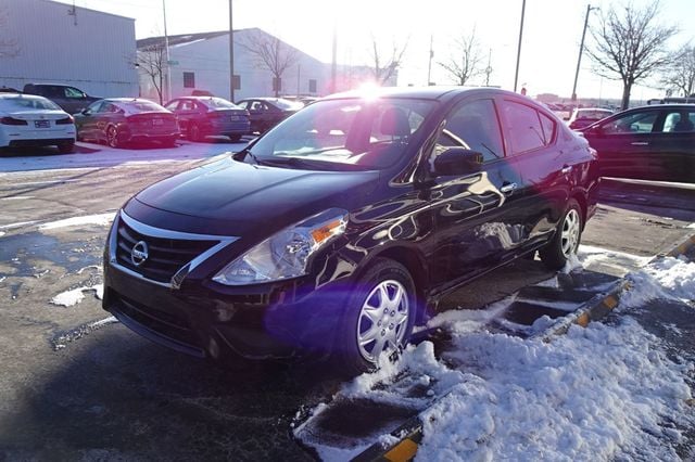 2019 Nissan Versa Sedan SV CVT - 22755924 - 3