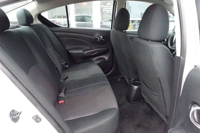 2019 Nissan Versa Sedan SV CVT - 22775703 - 10