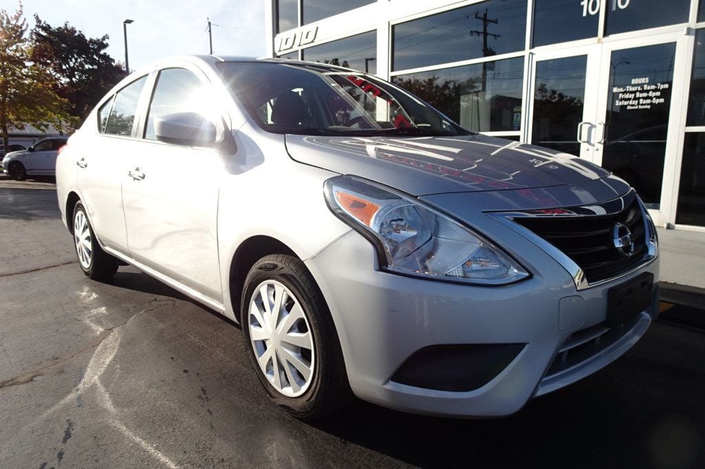 2019 Nissan Versa Sedan SV photo 2