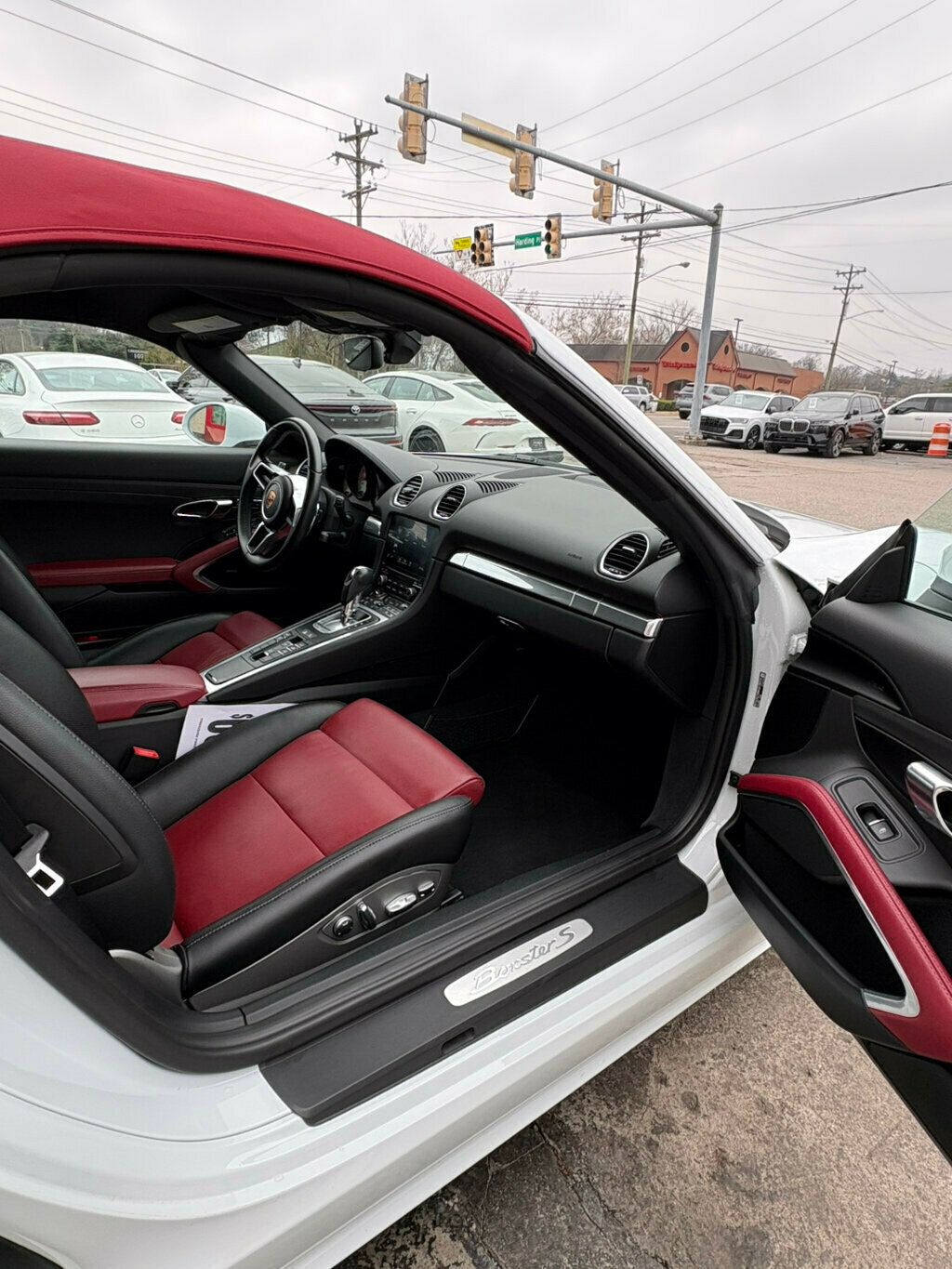 2019 Porsche 718 Boxster MSRP$86580/Boxster S/Heated&CooledSeats/PremiumPkg/7-SpeedPDK - 22952686 - 12