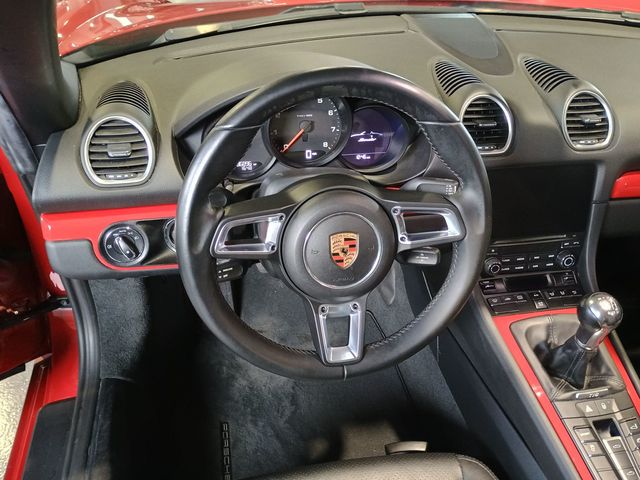 2019 Porsche 718 Boxster Roadster 1 Owner Stickshift Florida Car - 22916123 - 17