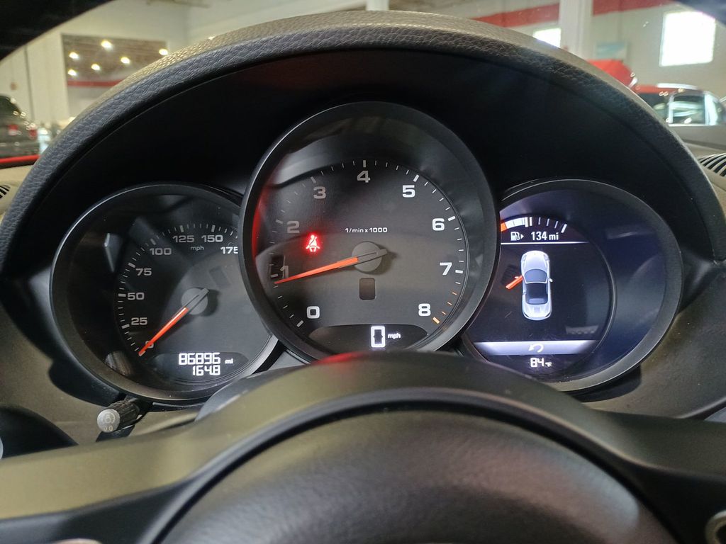 2019 Porsche 718 Boxster Roadster 1 Owner Stickshift Florida Car - 22916123 - 18