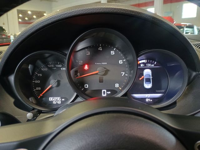 2019 Porsche 718 Boxster Roadster 1 Owner Stickshift Florida Car - 22916123 - 18