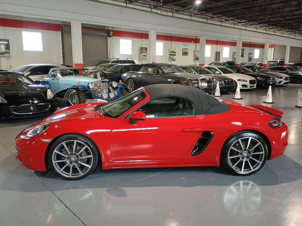 2019 Porsche 718 Boxster Roadster 1 Owner Stickshift Florida Car - 22916123 - 1