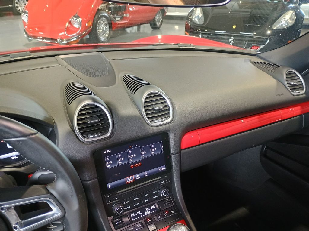 2019 Porsche 718 Boxster Roadster 1 Owner Stickshift Florida Car - 22916123 - 20