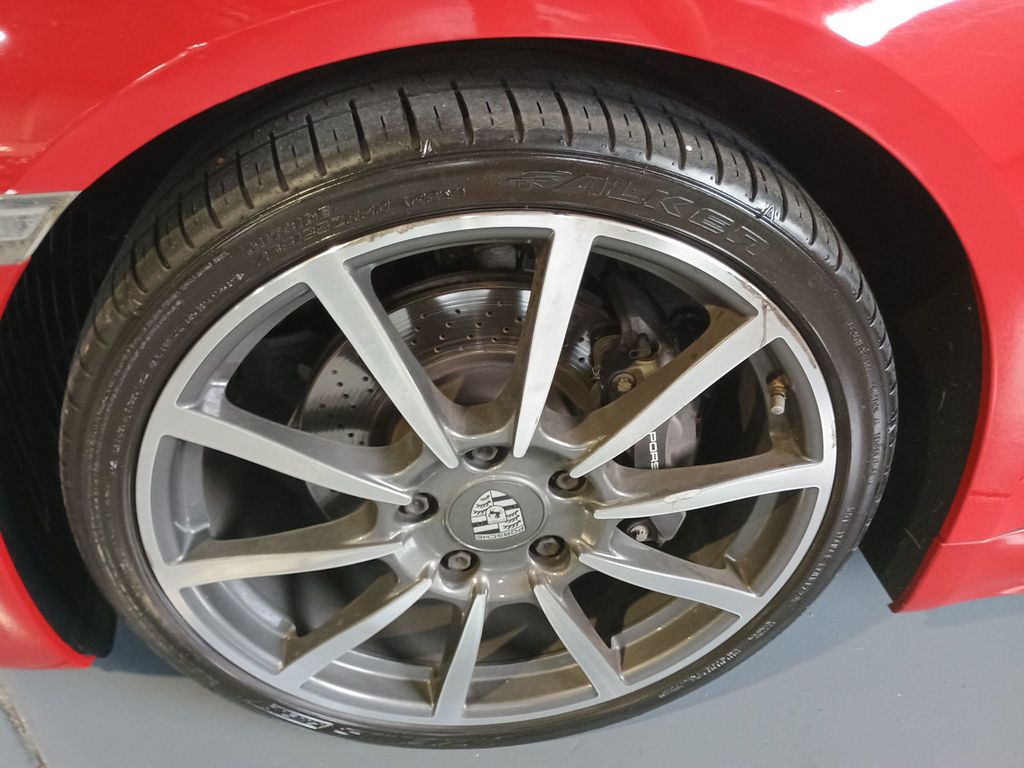 2019 Porsche 718 Boxster Roadster 1 Owner Stickshift Florida Car - 22916123 - 53