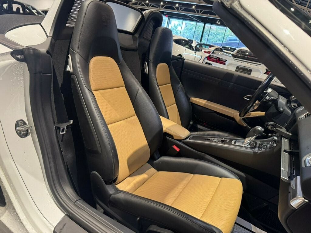 2019 Porsche 718 Boxster Roadster/HtdSeats/HtdSteerWheel/AppleCarplay/LaneChangeAssist - 22936626 - 13