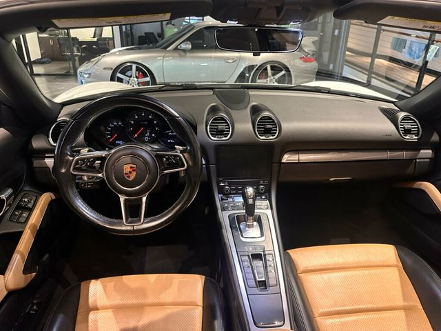2019 Porsche 718 Boxster Roadster/HtdSeats/HtdSteerWheel/AppleCarplay/LaneChangeAssist - 22936626 - 19
