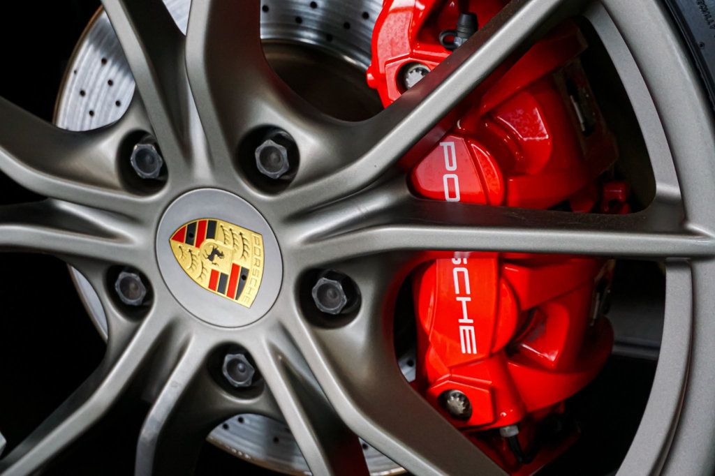 2019 Porsche 718 Cayman  - 23079261 - 38