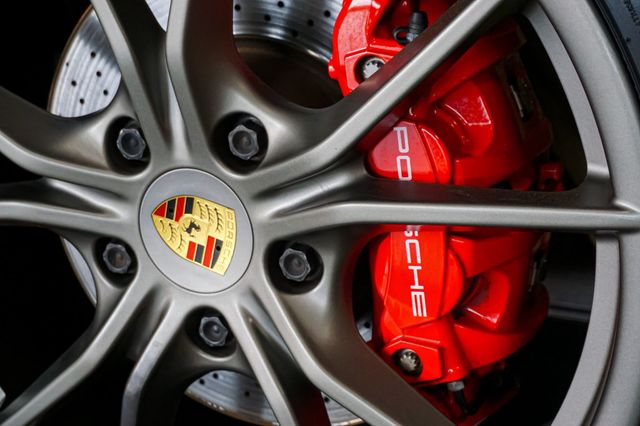 2019 Porsche 718 Cayman  - 23079261 - 38