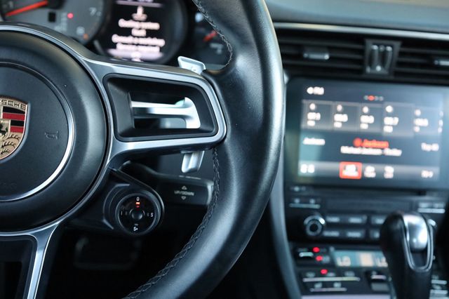 2019 Porsche 911 Carrera 4S - 22938618 - 24