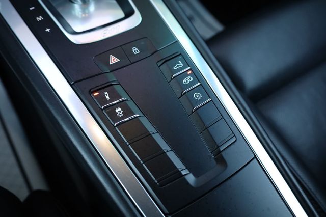 2019 Porsche 911 Carrera 4S - 22938618 - 32