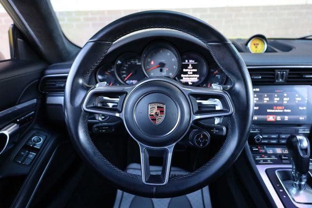 2019 Porsche 911 Carrera 4S - 23040511 - 23