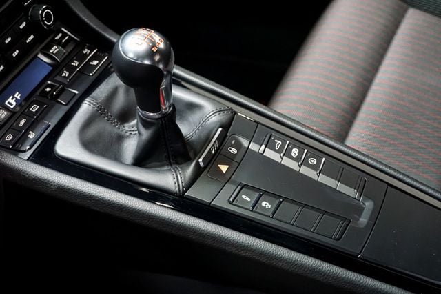 2019 Porsche 911 *Carrera T* *7-Speed Manual* *Rear Axle Steering* *1-Owner* - 22980145 - 26