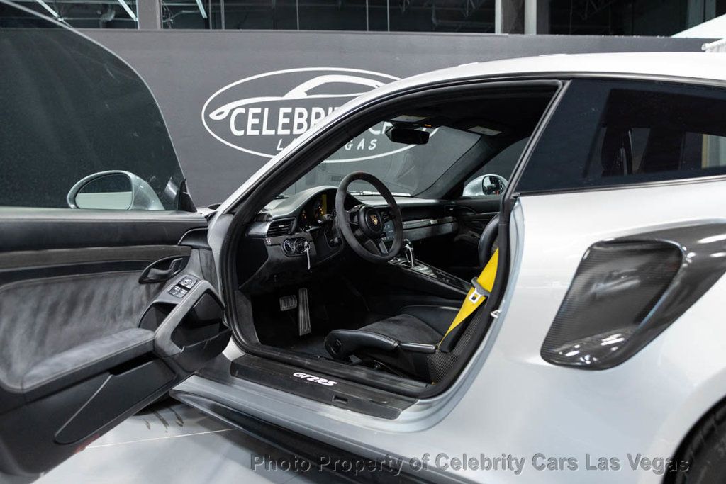 2019 Porsche 911 GT2 RS Coupe - 23013620 - 28