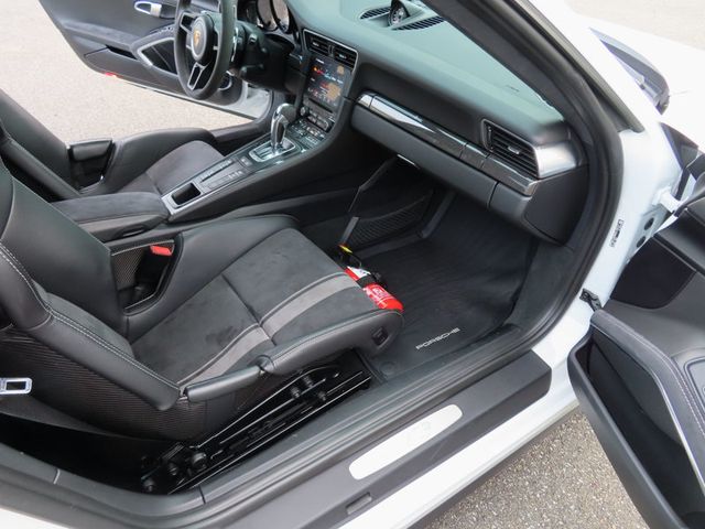 2019 Porsche 911 GT3 Coupe - 23061795 - 17