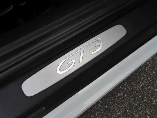 2019 Porsche 911 GT3 Coupe - 23061795 - 18