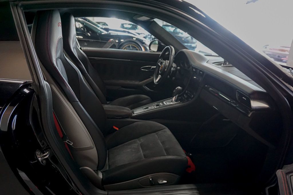 2019 Porsche 911 *GTS Coupe* *GTS Interior Pkg* *Rear Axle Steering* *$146k MSRP* - 23010782 - 35