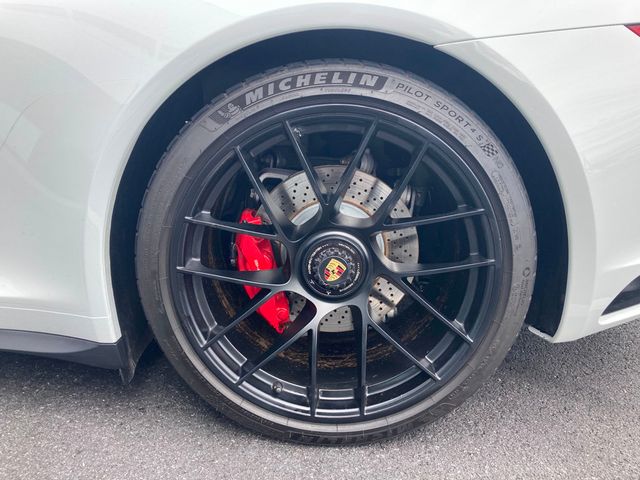 2019 Porsche 911 Targa 4 GTS - 22904150 - 16