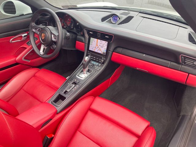 2019 Porsche 911 Targa 4 GTS - 22904150 - 23