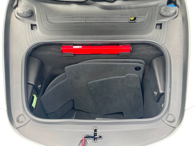 2019 Porsche 911 Targa 4 GTS - 22904150 - 27