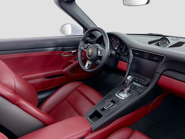 2019 Porsche 911 Targa 4 GTS - 22904150 - 37