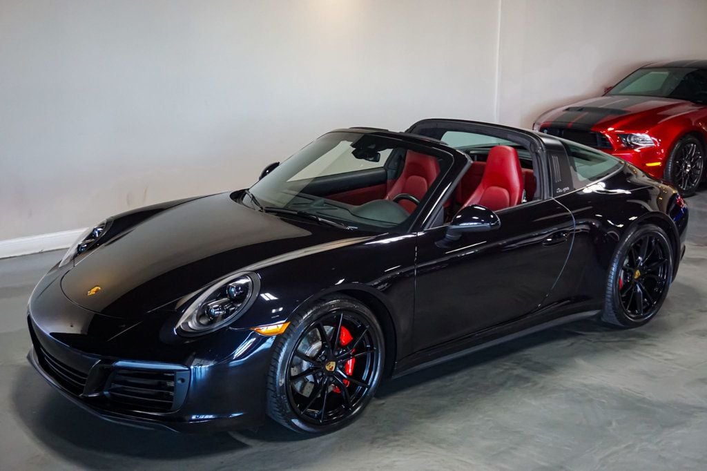 2019 Porsche 911 Targa 4S photo 21