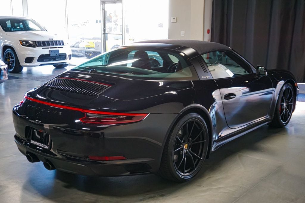 2019 Porsche 911 Targa 4S photo 8