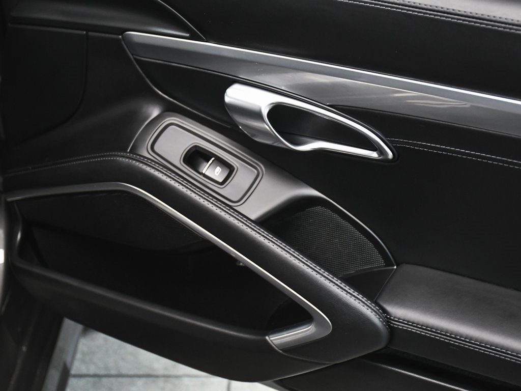 2019 Porsche 911 Turbo Coupe photo 13