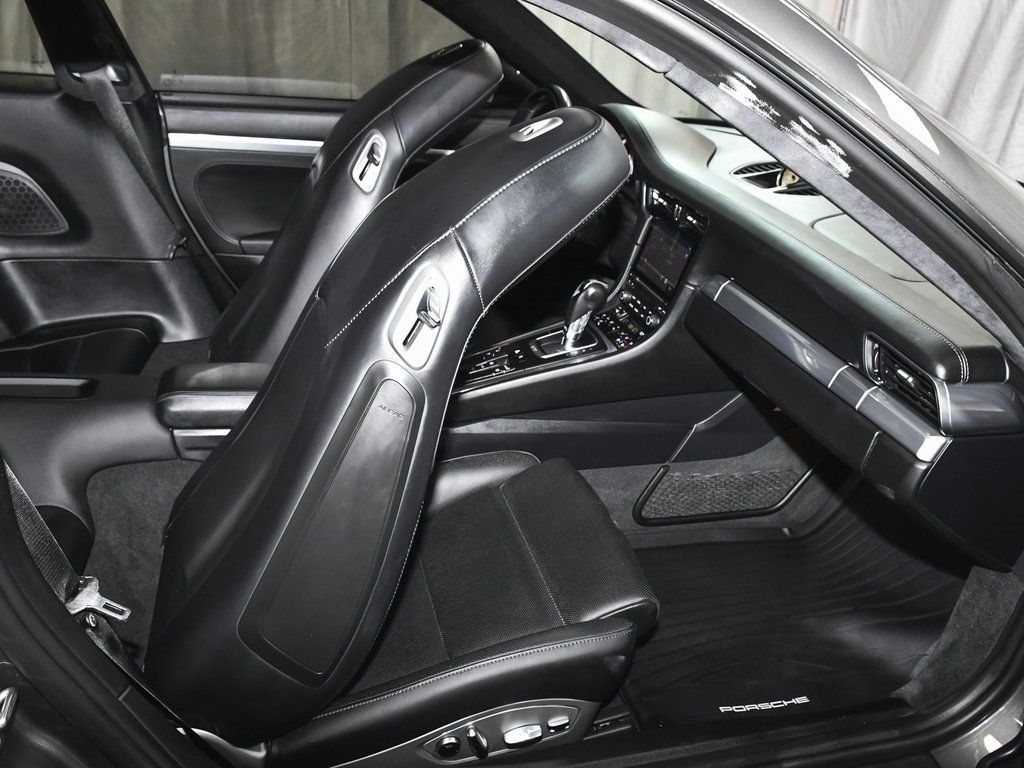 2019 Porsche 911 Turbo Coupe photo 53
