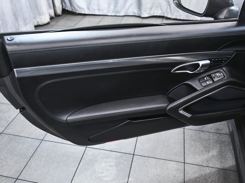2019 Porsche 911 Turbo Coupe photo 5