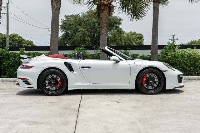 2019 Porsche 911 Turbo S Cabriolet - 23042323 - 9