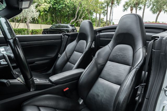 2019 Porsche 911 Turbo S Cabriolet - 23042323 - 12