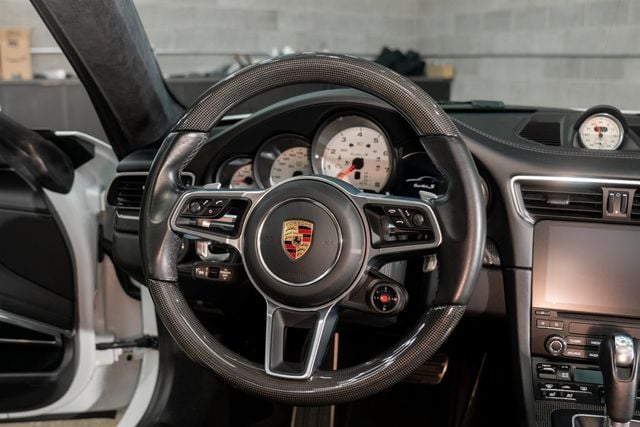 2019 Porsche 911 Turbo S Coupe - 22960202 - 14