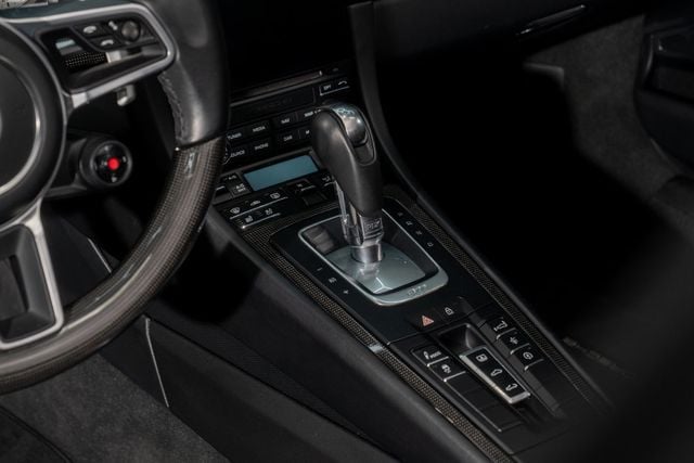 2019 Porsche 911 Turbo S Coupe - 22960202 - 16