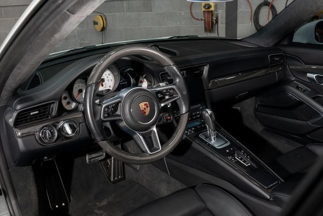 2019 Porsche 911 Turbo S Coupe - 22960202 - 8