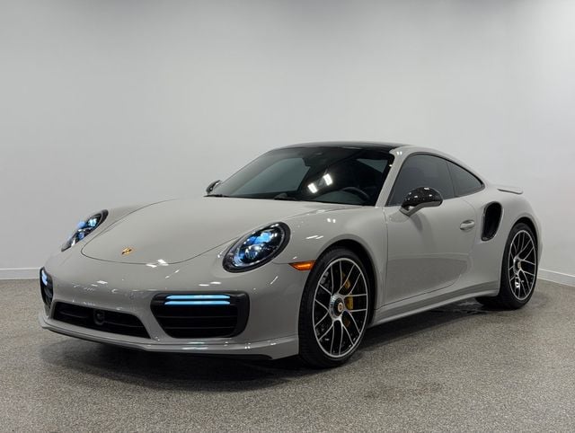 2019 Porsche 911 Turbo S Coupe - 23008738 - 0