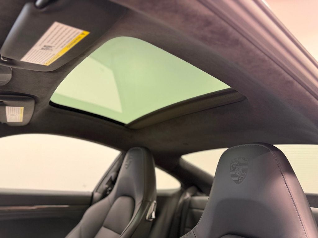 2019 Porsche 911 Turbo S Coupe - 23008738 - 15