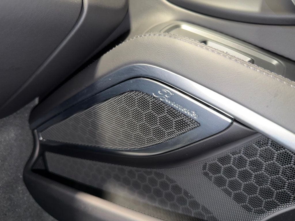 2019 Porsche 911 Turbo S Coupe - 23008738 - 30