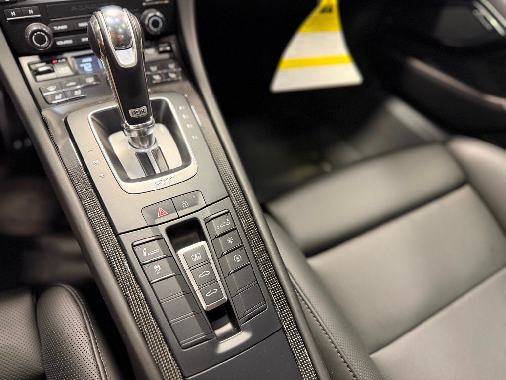 2019 Porsche 911 Turbo S Coupe - 23008738 - 31