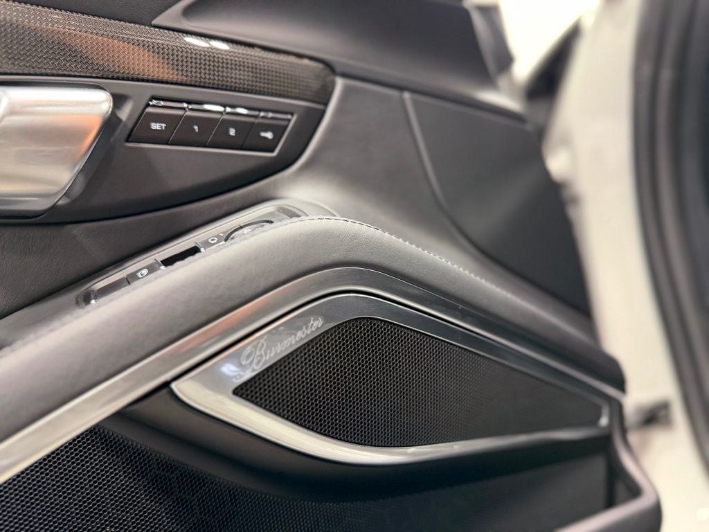 2019 Porsche 911 Turbo S Coupe - 23008738 - 38