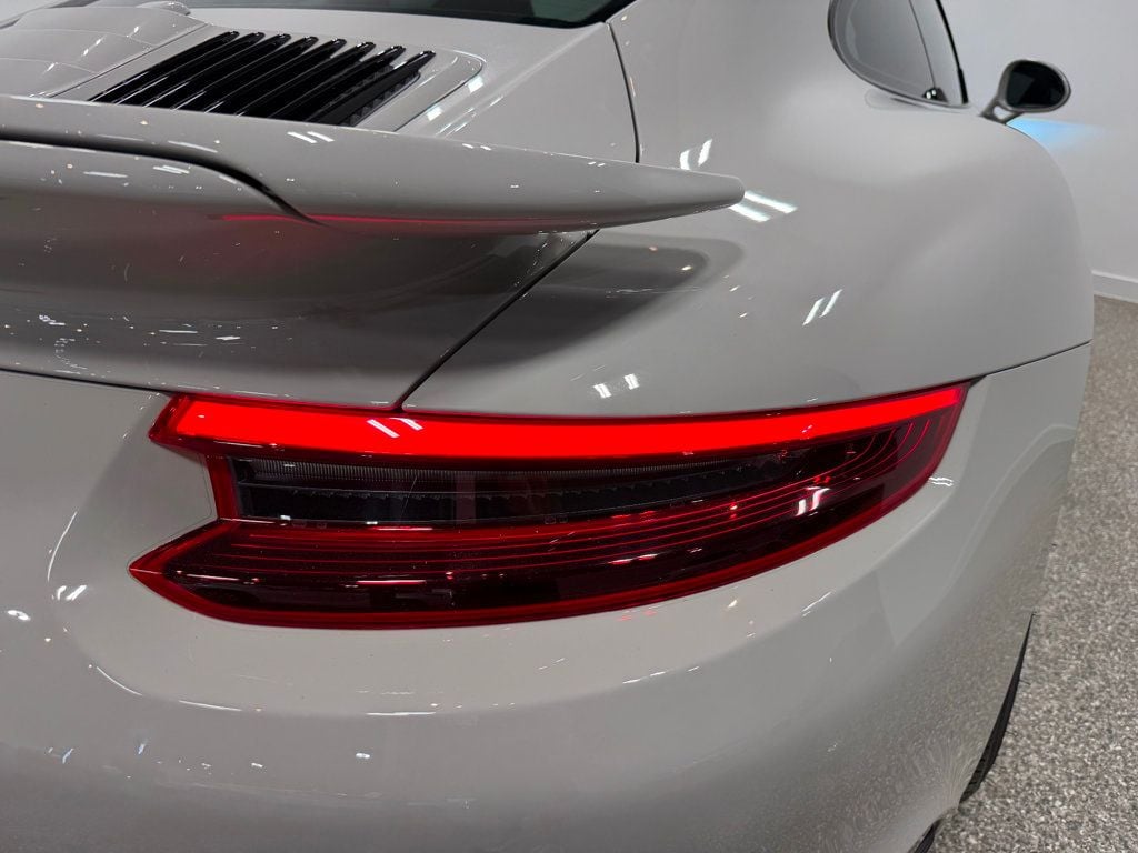 2019 Porsche 911 Turbo S Coupe - 23008738 - 46