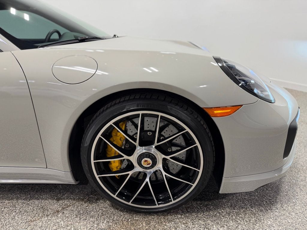 2019 Porsche 911 Turbo S Coupe - 23008738 - 71