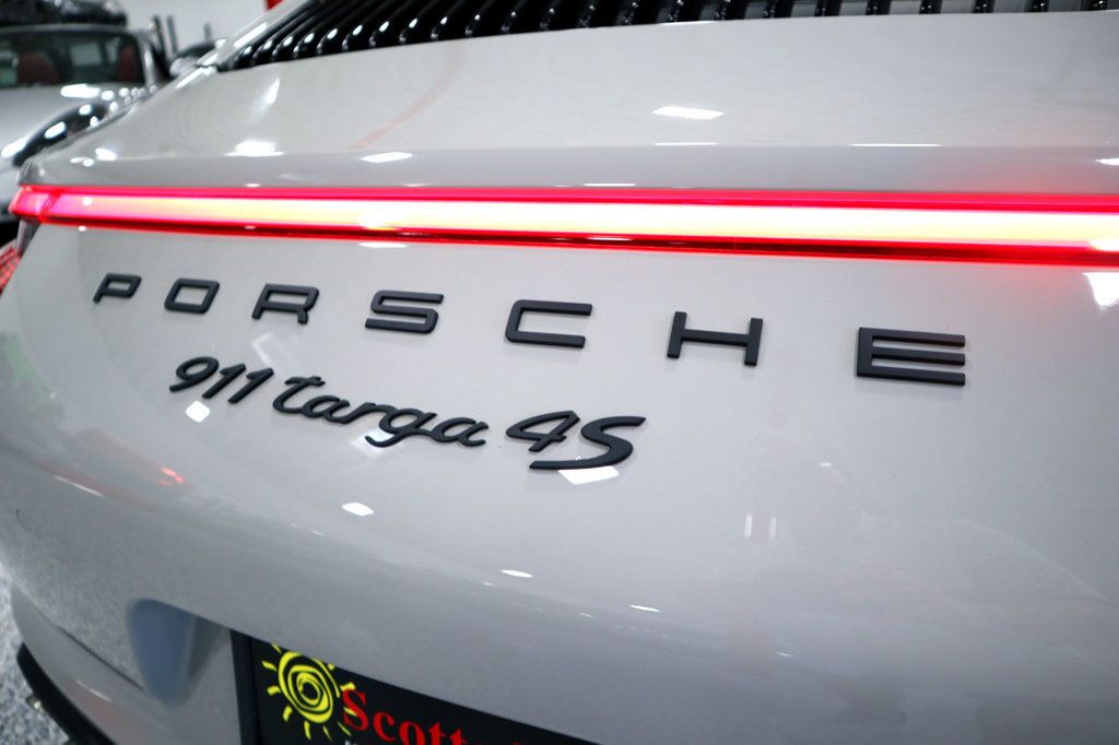 2019 Porsche 911 CARRERA TARGA 4S * ONLY 5K MILES...Best Color Chalk! - 22484639 - 11