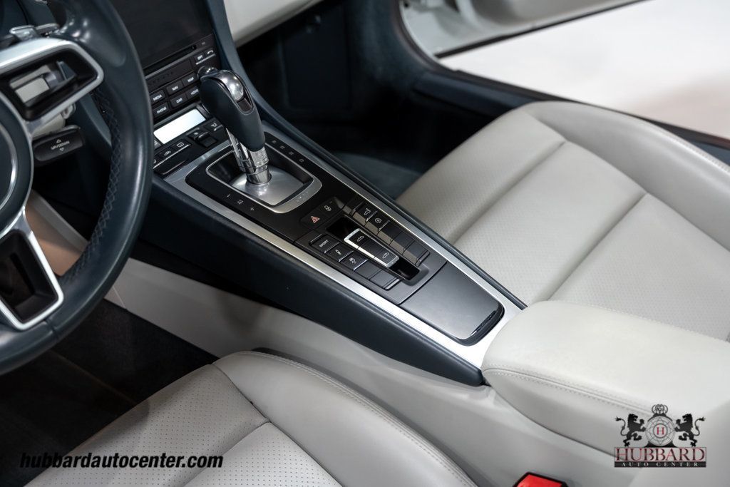 2019 Porsche 911 Targa 4S  - 23003600 - 19